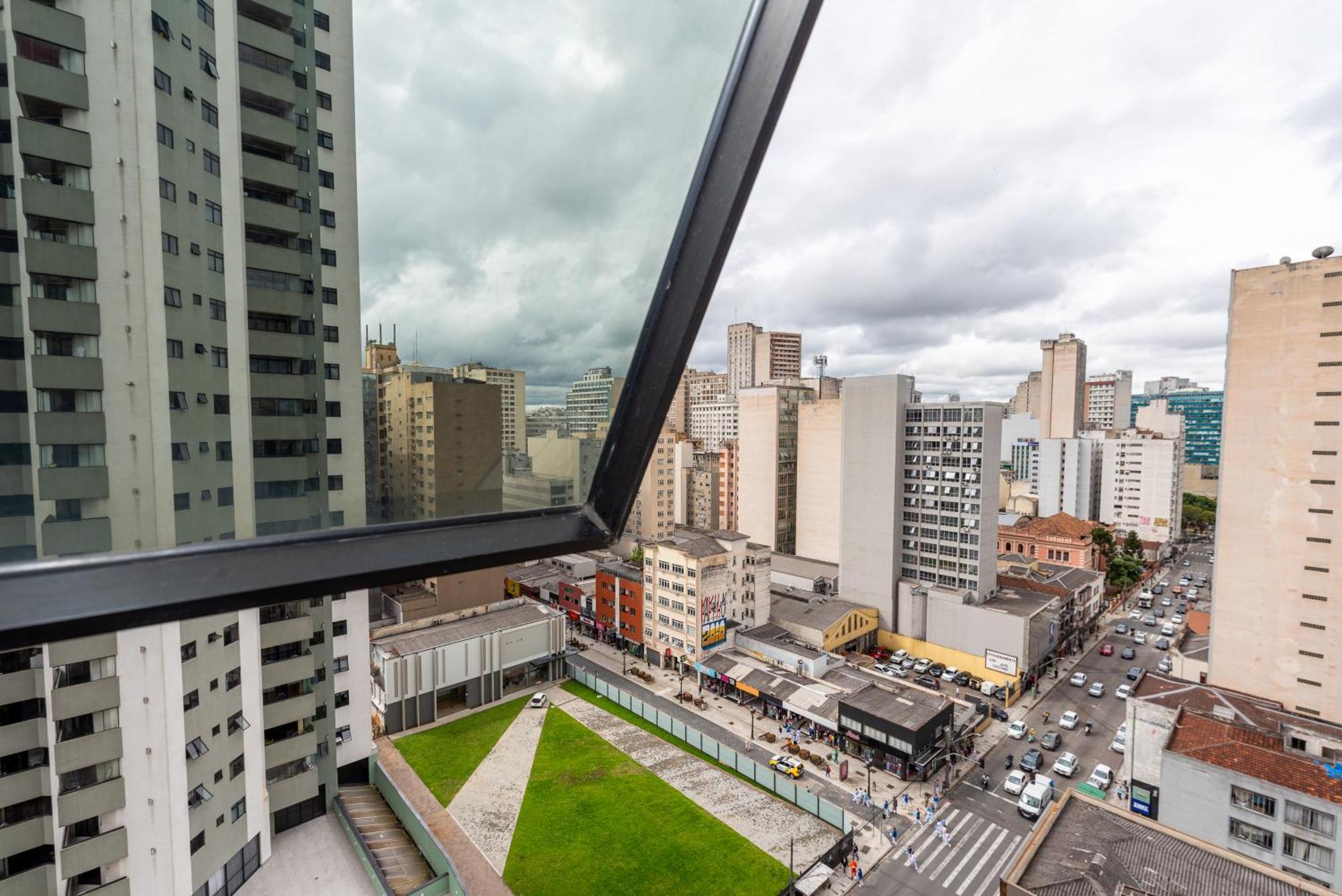 Metropolitan Flats Hotel Curitiba Exterior foto