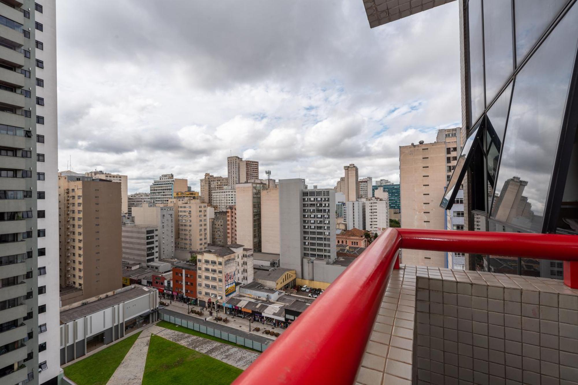 Metropolitan Flats Hotel Curitiba Exterior foto